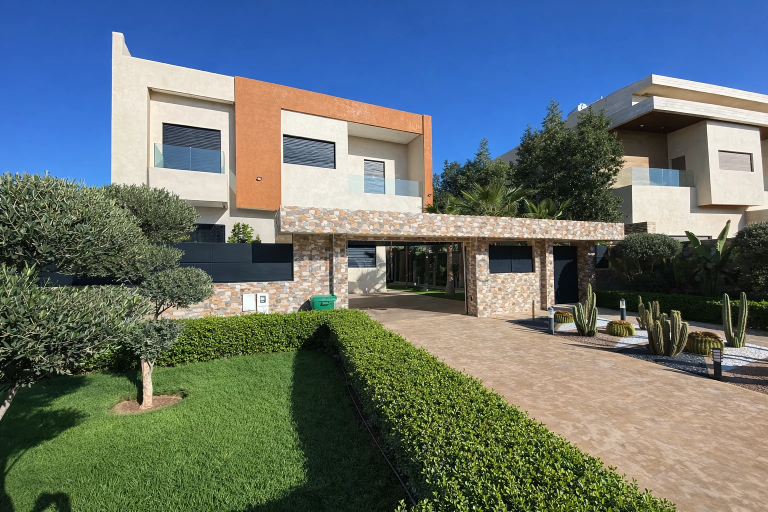 Villa for sale in Marrakech Golf d'Argan image 1